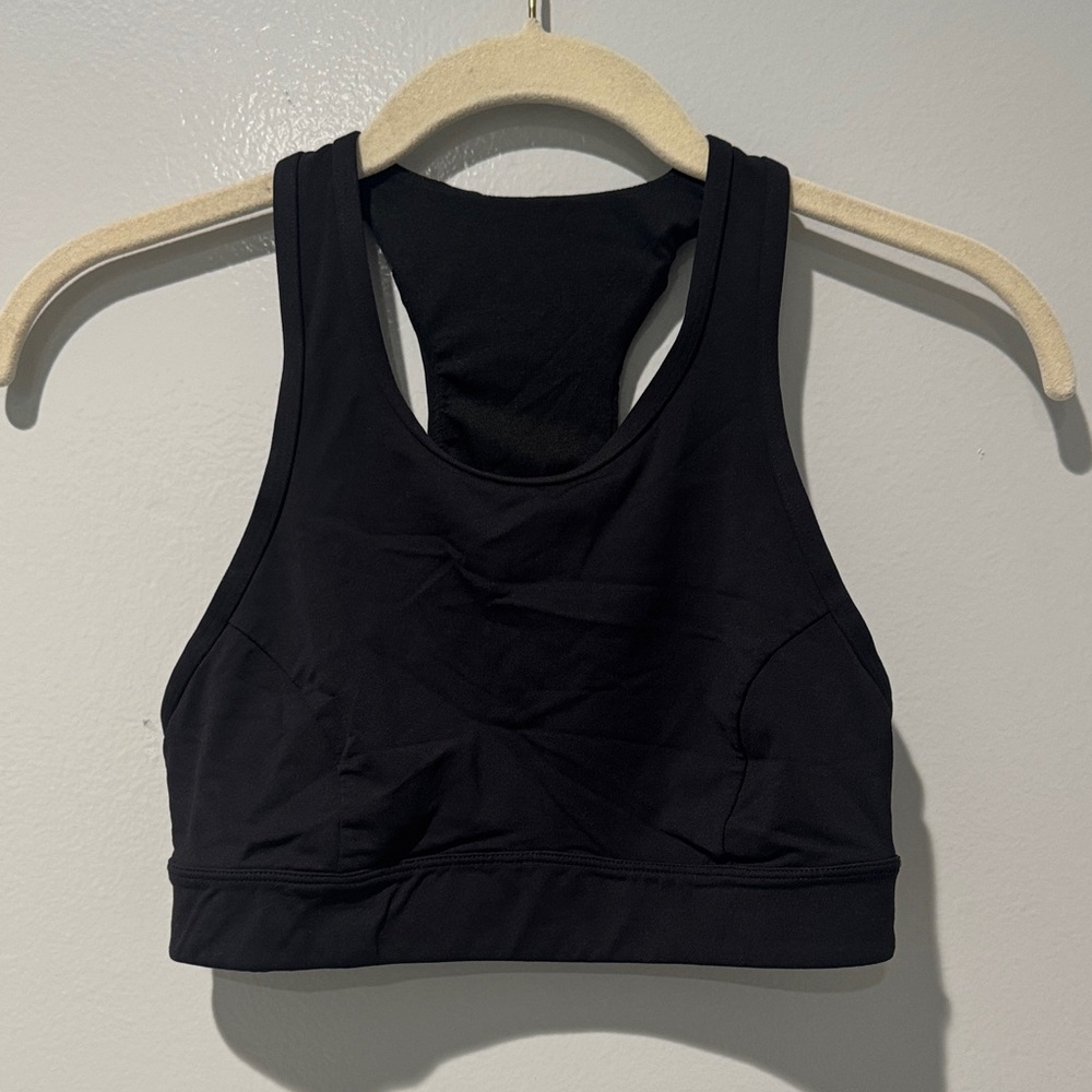Lululemon Women's Sports Bra with Phone Holder on back Size 6 Black Running